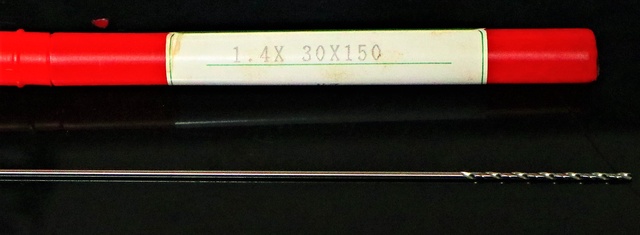 KOBELCO 1.4×30×150 未使用 ツイストドリル