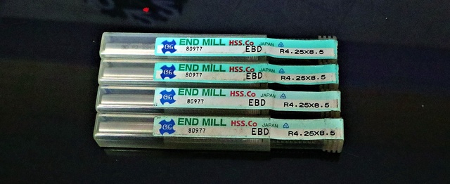 OSG R4.25×8.5 4個 未使用 エンドミル