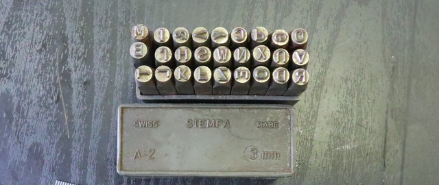 STEMPA A-Z 3mm 刻印セット