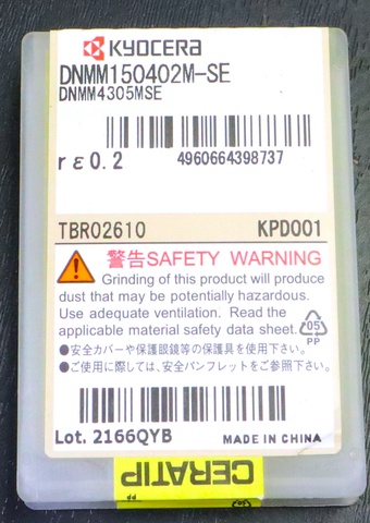 京セラ DNMM150402M-SE 未使用 セラチップ