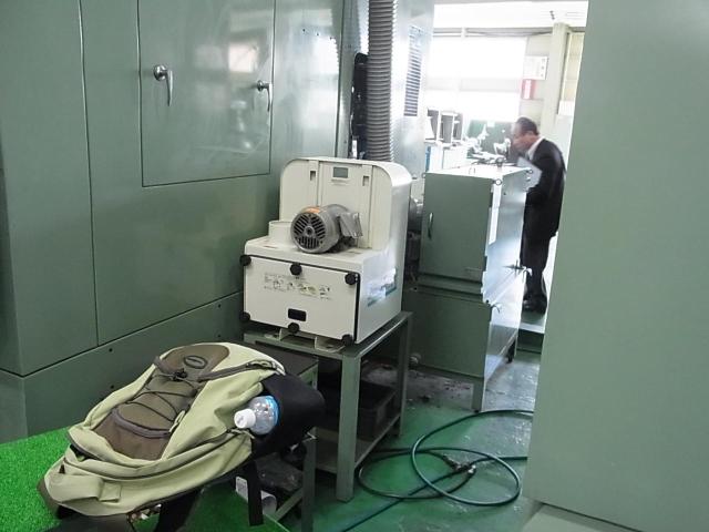 OKK VP600-5AX 5軸立マシニング(BT40)