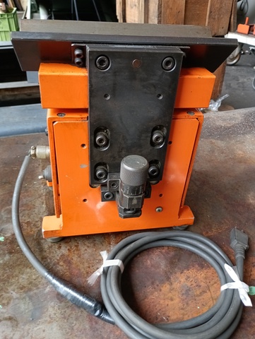 富士元工業 NICECORNER V3 卓上面取機