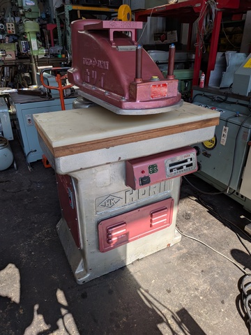 引き取り限定＞強力・堀・望月式クリッカー裁断機 油圧裁断機