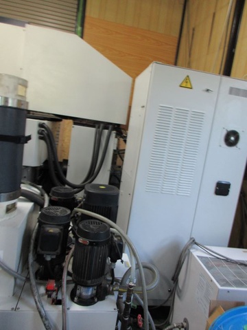 ファナック α1iD ワイヤ放電加工機