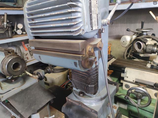 牧野フライス精機 YGR-25 工具研削盤