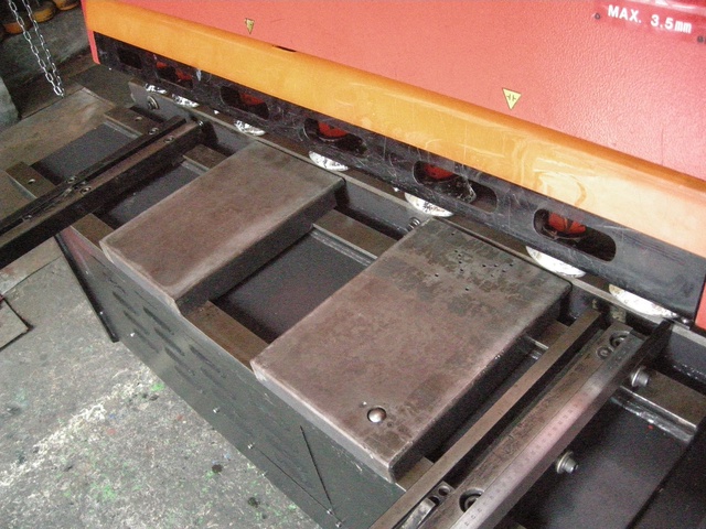 アマダ NS-1235 1.2m油圧シャーリング