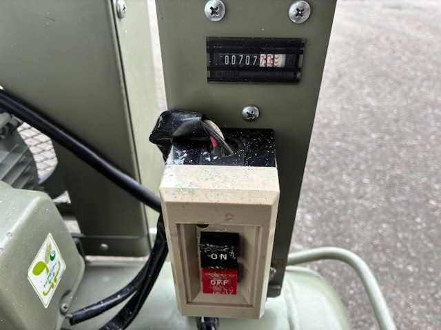 日立産機システム 1.5OP-9.5GP5 1.5kwコンプレッサー