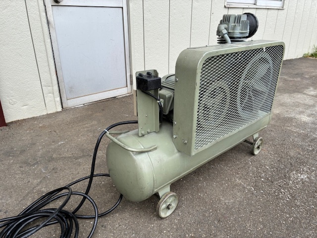 日立産機システム 1.5OP-9.5GP5 1.5kwコンプレッサー