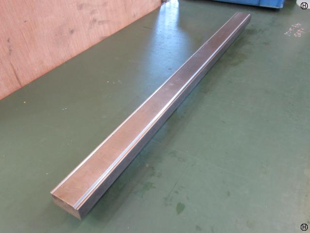 アマダ V4/7mm ベンダー金型(2Vダイ)
