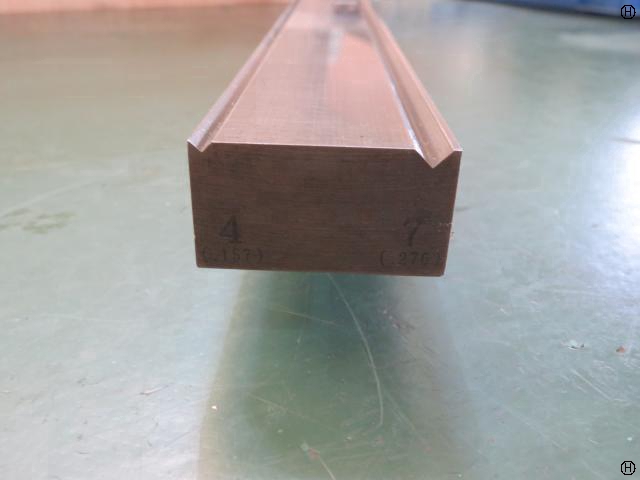  V4/7mm ベンダー金型(2Vダイ)
