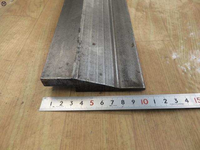  ベンダー金型