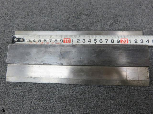  ベンダー金型