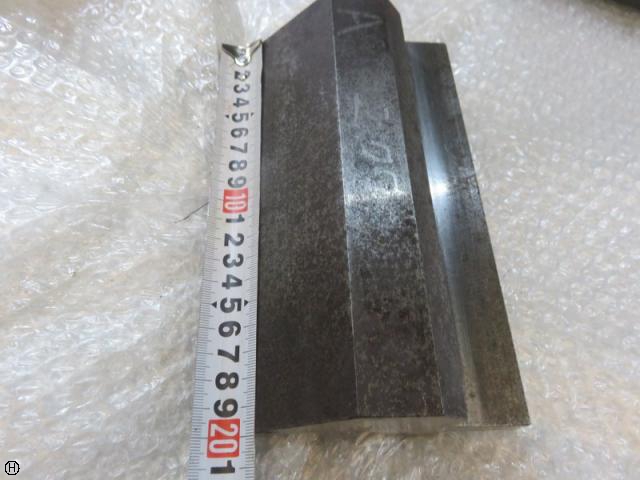  ベンダー金型