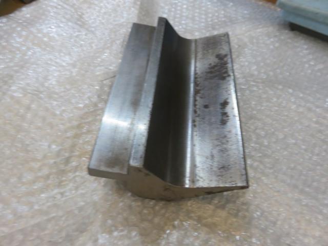  ベンダー金型