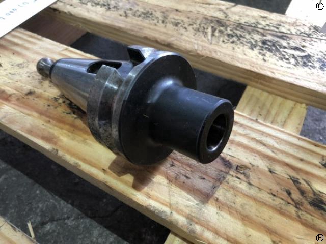 日研工作所 BT40-MTA2-60 モールステーパースリーブ