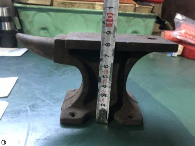 不明 不明 アンビル