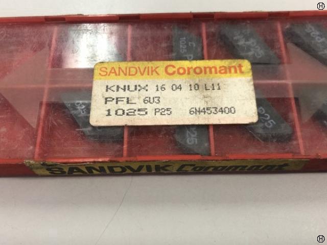 SANDVIK KNUX 16 04 10 L11 チップ