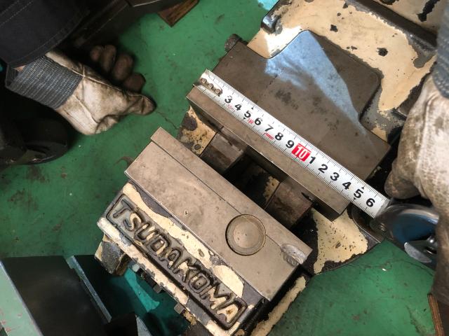 津田駒工業 不明 油圧バイス