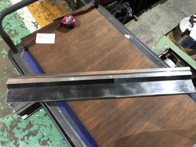 アマダ 10906 88° モジュラー金型(パンチ) ベンダー金型(パンチ)