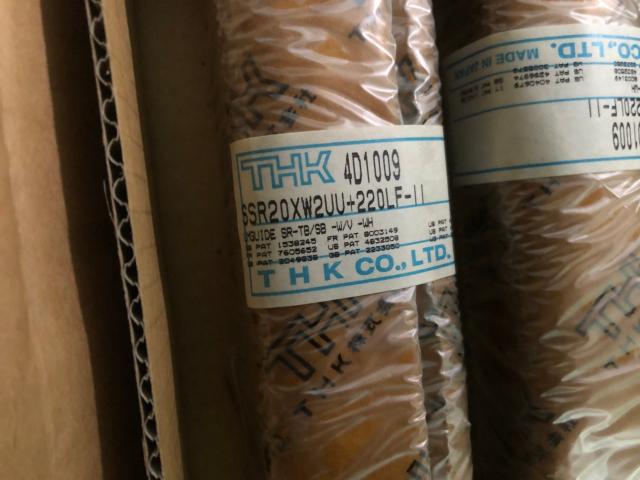 THK SSR20XW2UU+220LFE-11 LMガイド ラジアル