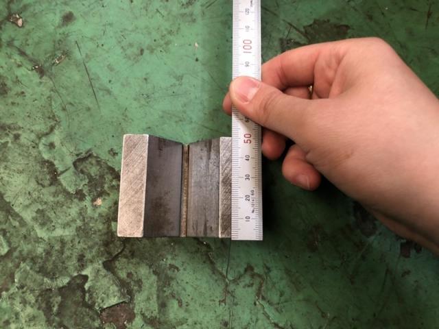 不明 60x50x30mm Vブロック