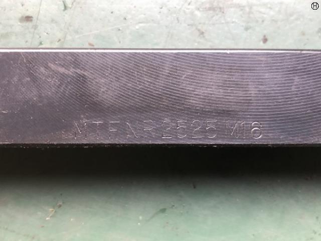 KENNAMETAL MTFNR2525M16 旋削ホルダー
