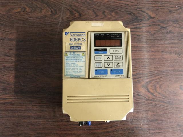 安川電機 CIMR-PCA20P4 インバーター
