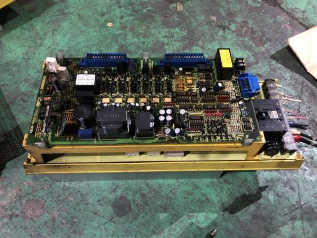 ファナック A06B-6058-H005 サーボアンプ