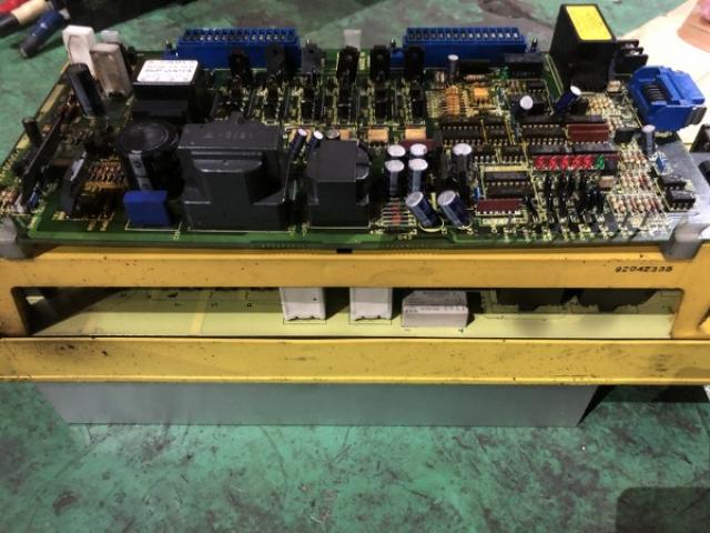 ファナック A06B-6058-H005 サーボアンプ
