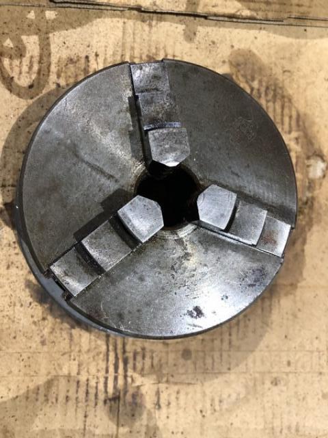 不明 φ140 3爪スクロールチャック