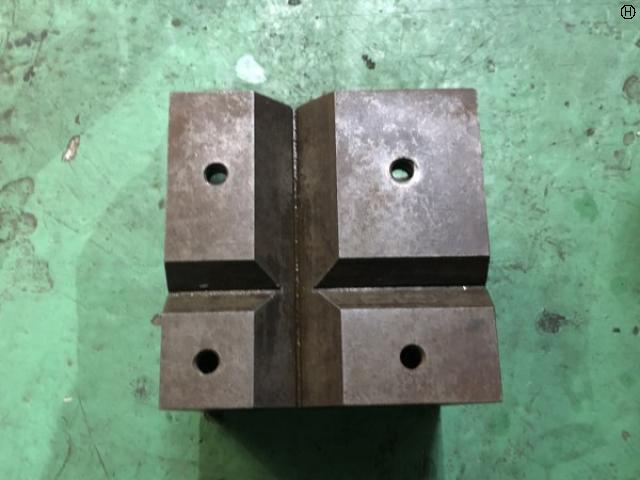 不明 150x150mm 桝形ブロック