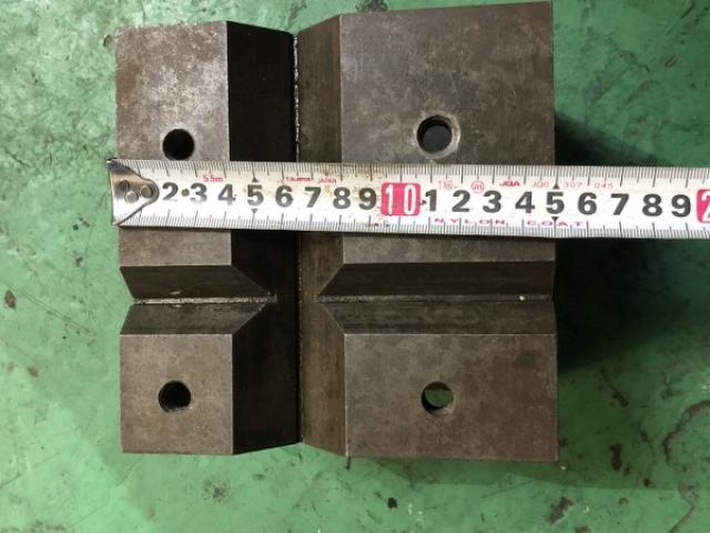 不明 150x150mm 桝形ブロック