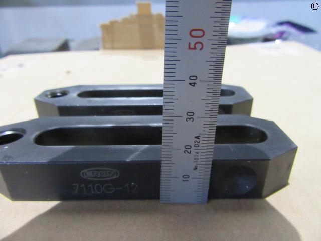 ナベヤ ERON 7110G-12 クランプGストレート