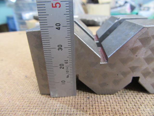  75x25x38mm A型ヤゲン台(Vブロック)2個