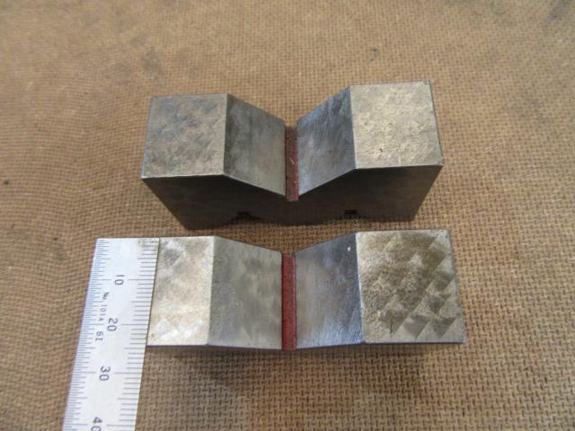 不明 75x25x38mm A型ヤゲン台(Vブロック)2個