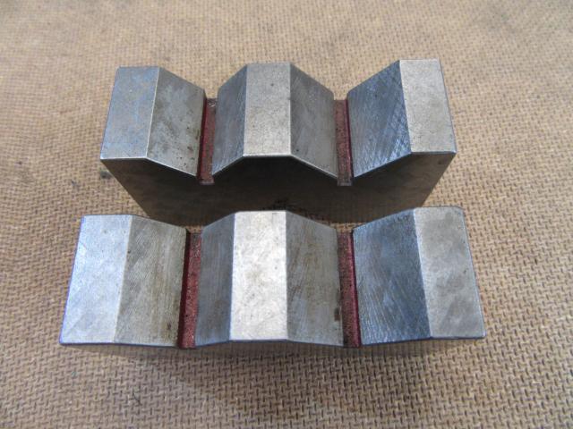 不明 75x25x38mm A型ヤゲン台(Vブロック)2個
