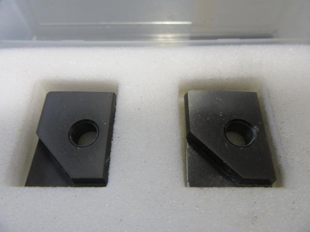 ダイジェット工業 JC8015 チップ