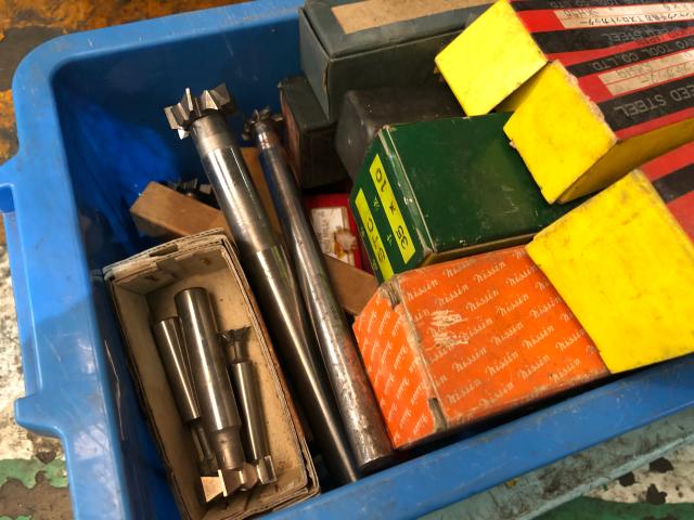 不明 不明 切削工具1山
