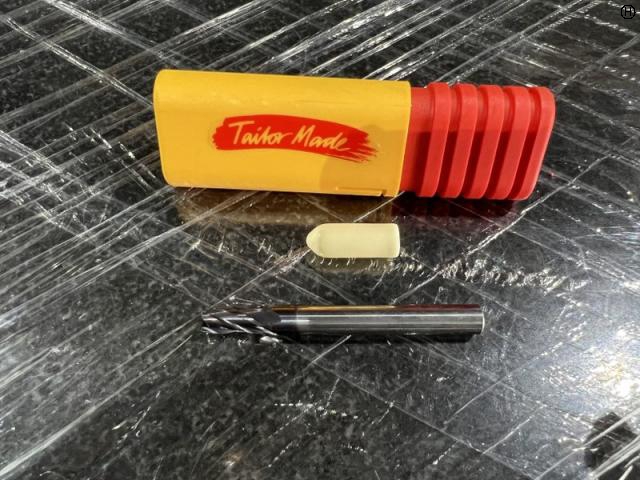 SANDVIK TM215-418673 1620 ソリッドエンドミル