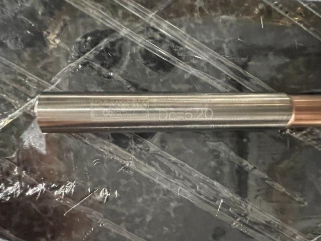 SANDVIK R840-0520-70-A1A 1220 ソリッドエンドミル