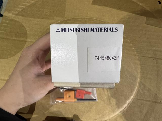 三菱マテリアル 刃先交換式ドリル