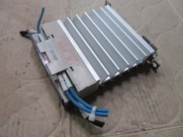 オムロン G3PE-225B ヒータ用ソリッドステート・リレー