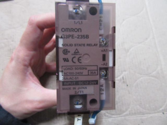 オムロン G3PE-235B 35A:AC-51 ヒータ用ソリッドステート