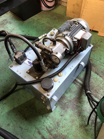 中央精機 C25N NC門型プラノミラー