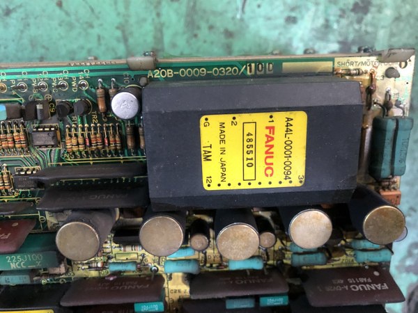 ファナック A06B-6047-H003 サーボアンプ