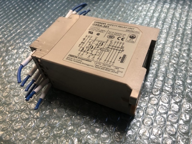 オムロン G9SA-301 セーフティリレーソケット