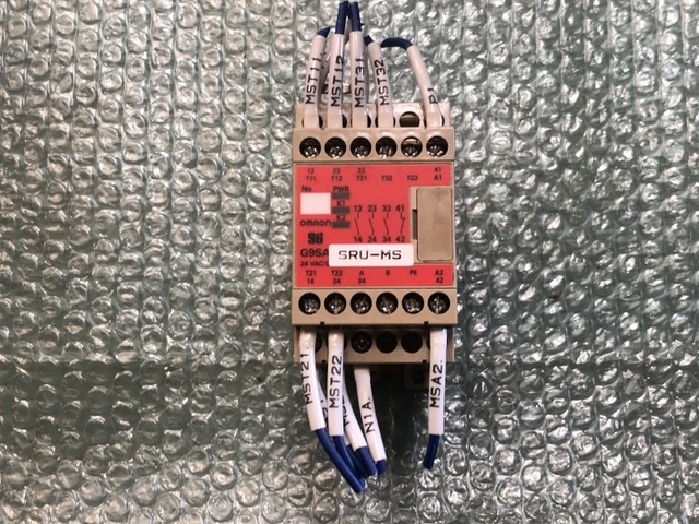 オムロン G9SA-301 セーフティリレーソケット