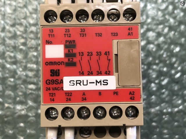オムロン G9SA-301 セーフティリレーソケット