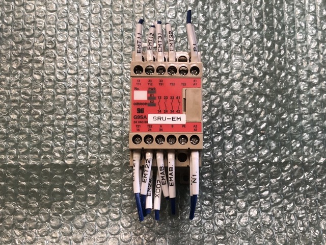 オムロン G9SA-301 セーフティリレーソケット