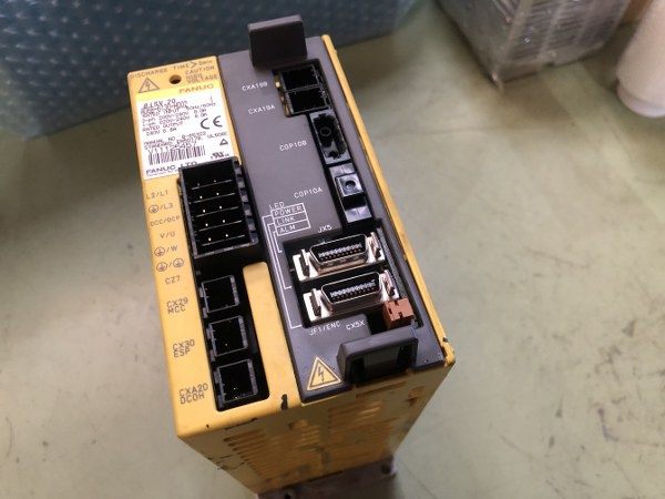 ファナック A06B-6130-H002 ファンクサーボドライバー